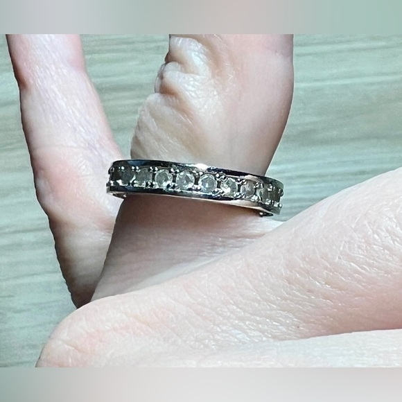 Vintage Double Sided Channel Set Cubic Ziconia Eternity Band Ring, Size 6 - Picture 7 of 8